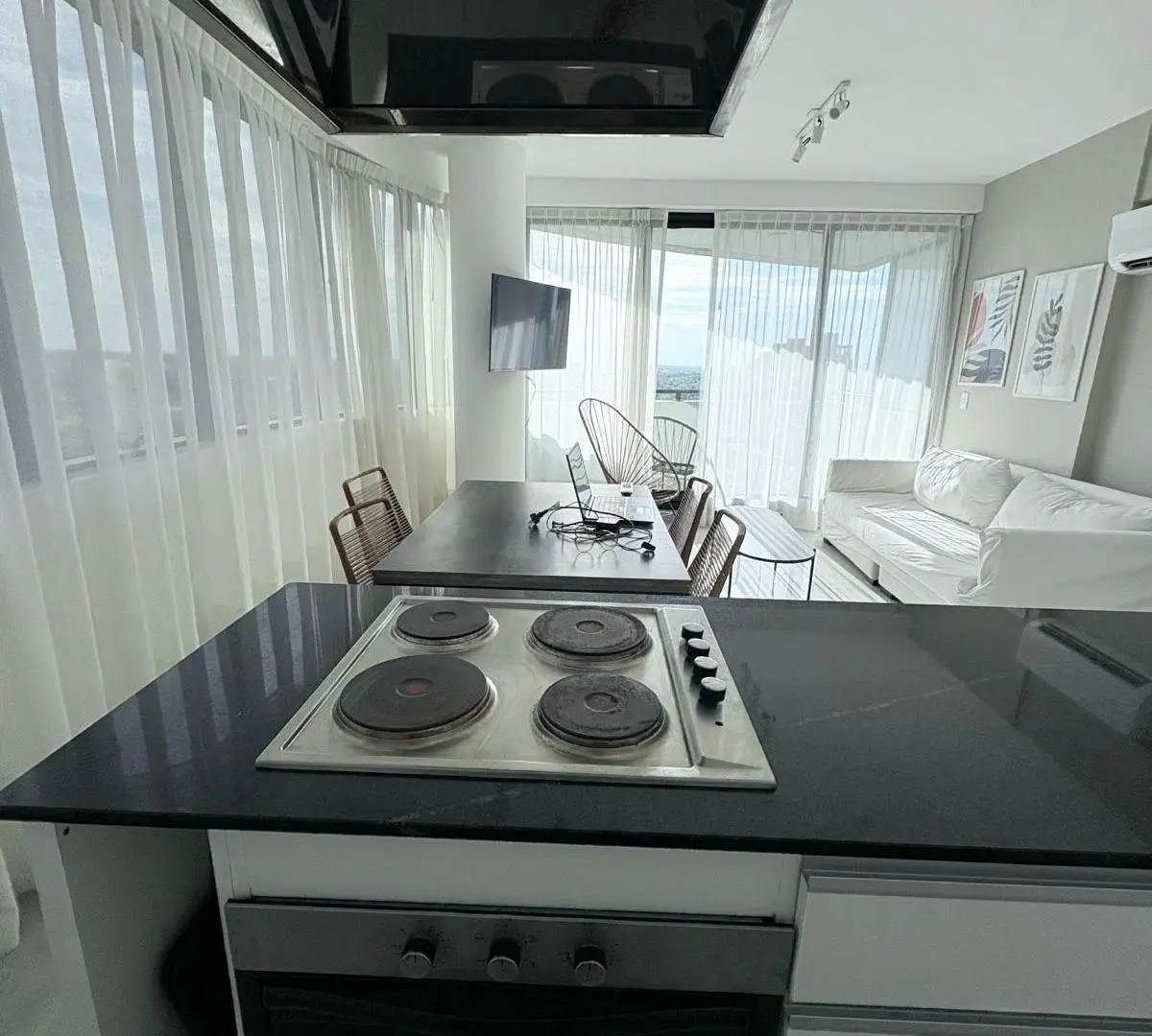 hermoso departamento en alquiler en Complejo Torres Brickell Tigre 5