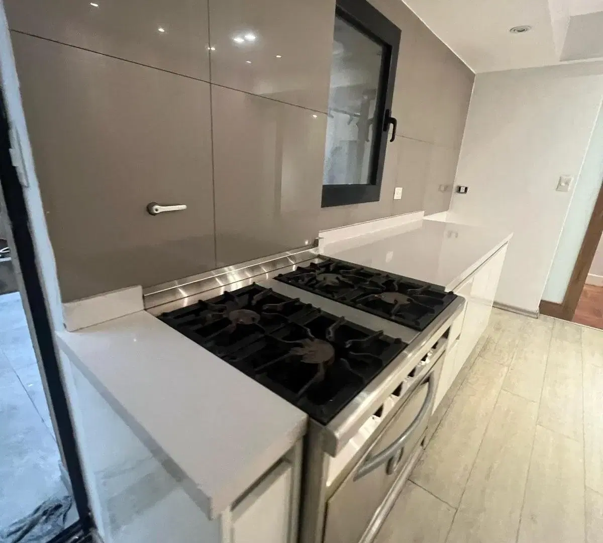 venta 4 ambientes con dependencia cochera y baulera 2