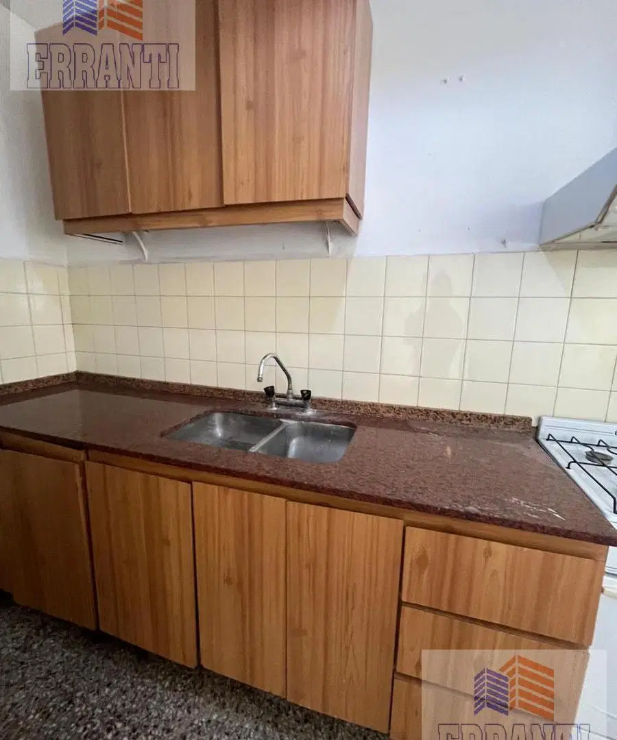 venta amplio departamento 2 amb con balcón 5