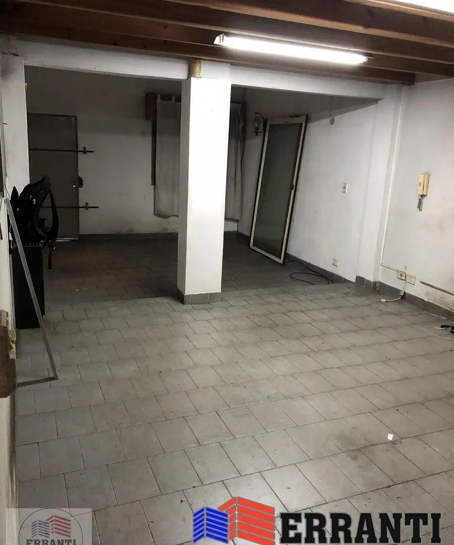 Alquiler Galpon en Lugano 3