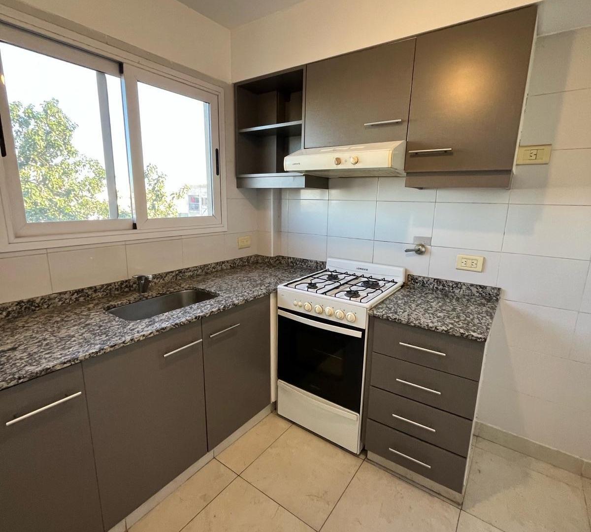 Foto de Departamento - Parque Chacabuco, imagen 1