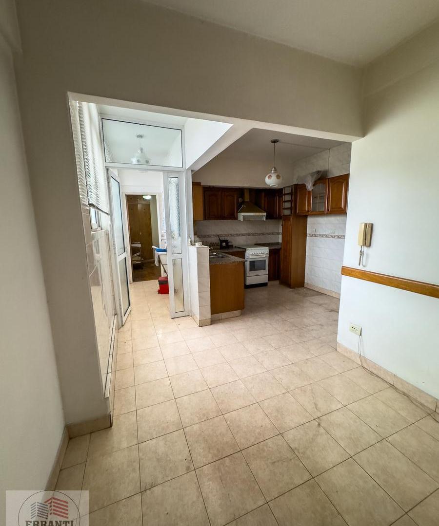 Foto de venta 3 ambientes con dependencia en Flores, imagen 4