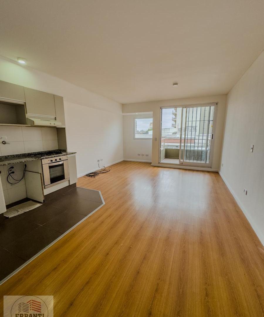 Foto de venta monoambiente en Monte Castro, imagen 5
