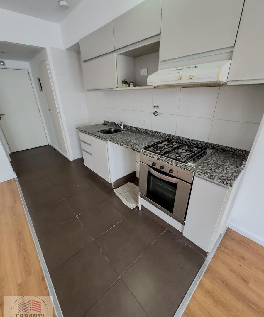 Foto de venta monoambiente en Monte Castro, imagen 1