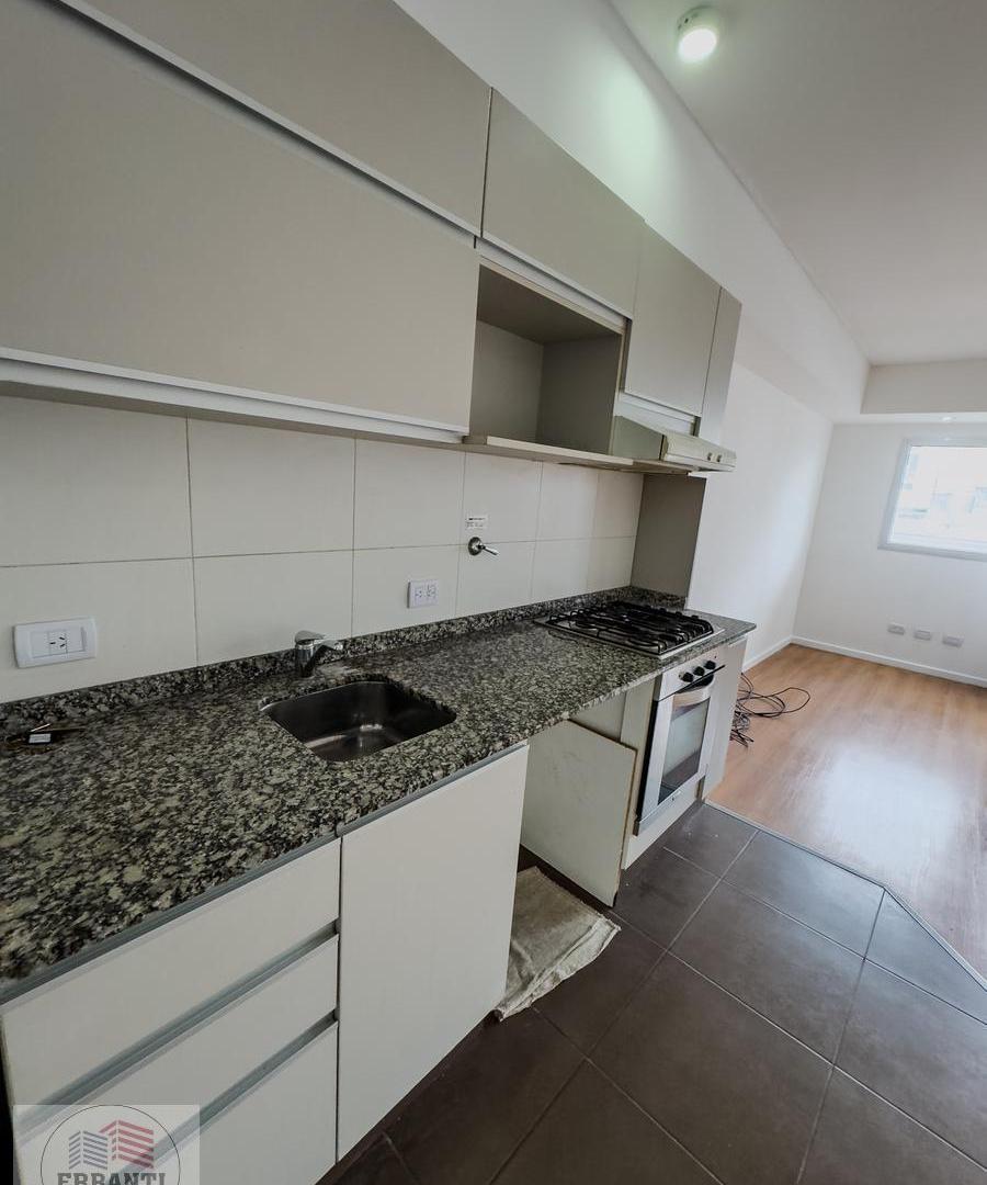 Foto de venta monoambiente en Monte Castro, imagen 2