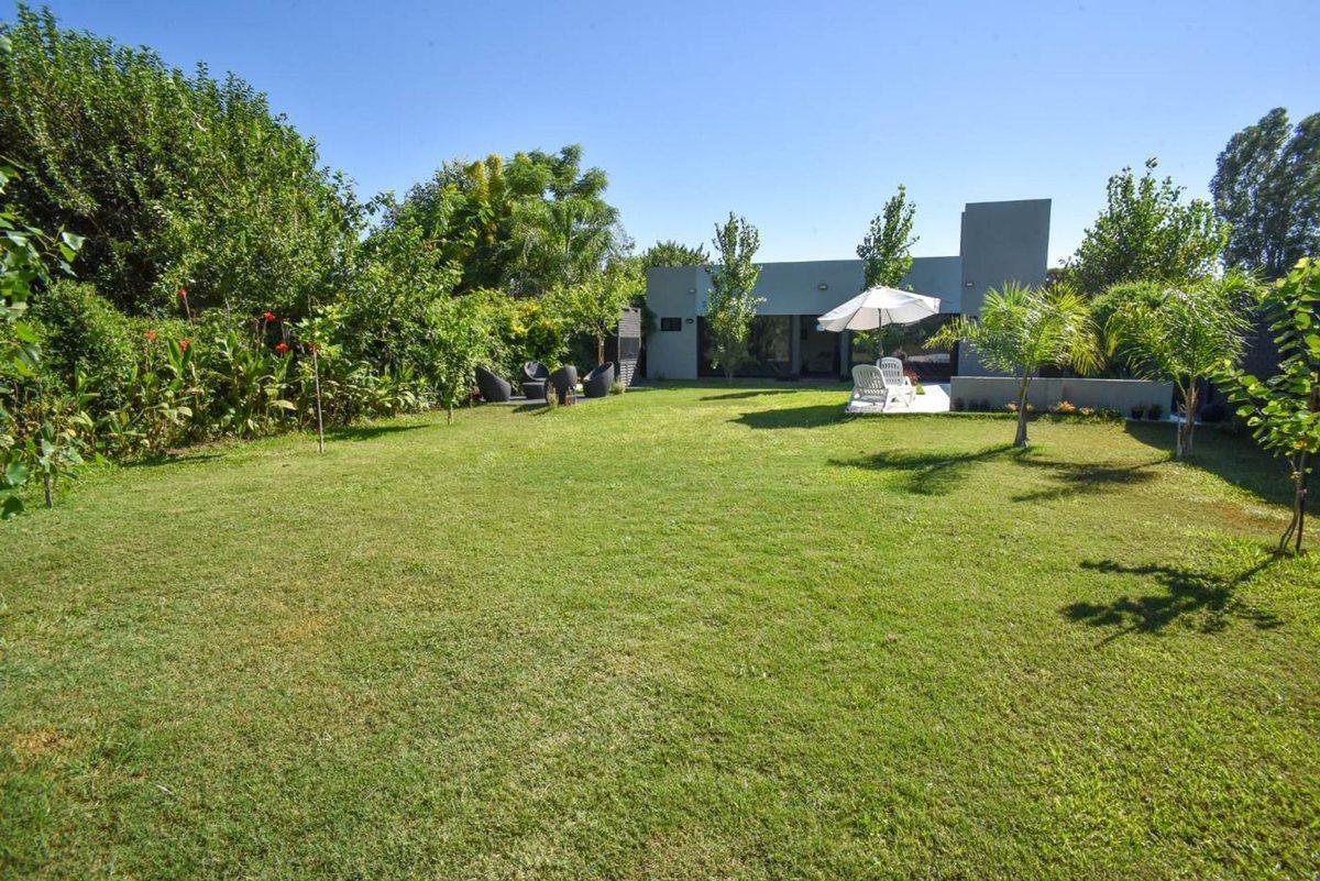 Venta Casa en Arroyo Leyes Km.13 4