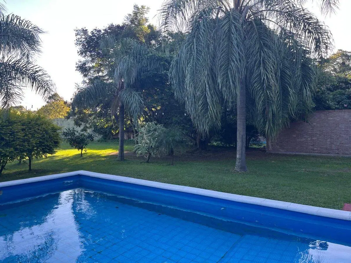 VENTA DE ESPECTACULAR QUINTA EN ARROYO LEYES 2