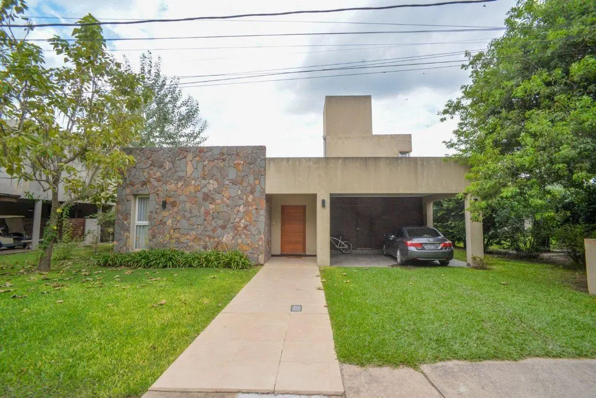 CASA MODERNA Y MINIMALISTA EN EL PASO 2