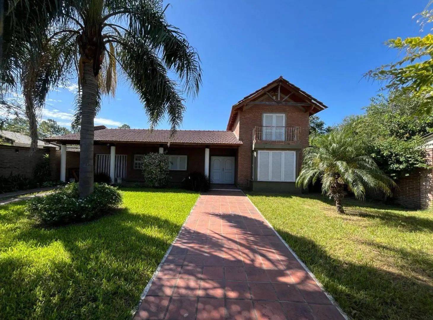 Casa de Categoria 4 dormitorios en Venta Sto tome 2