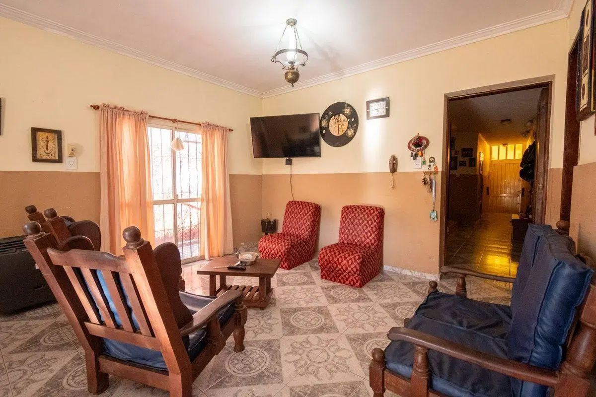 CASA EN LAPRIDA 3735- BARRIO 7 JEFES - SANTA FE 3