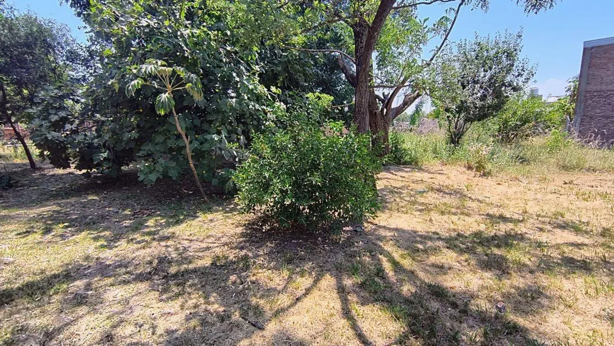 CASA 6 AMBIENTES EN VENTA EN RECREO CON TERRENO 5