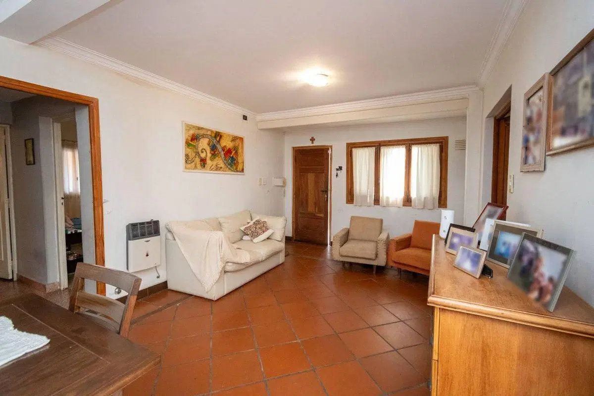 Casa interna NO PH en Barrio Sur 4