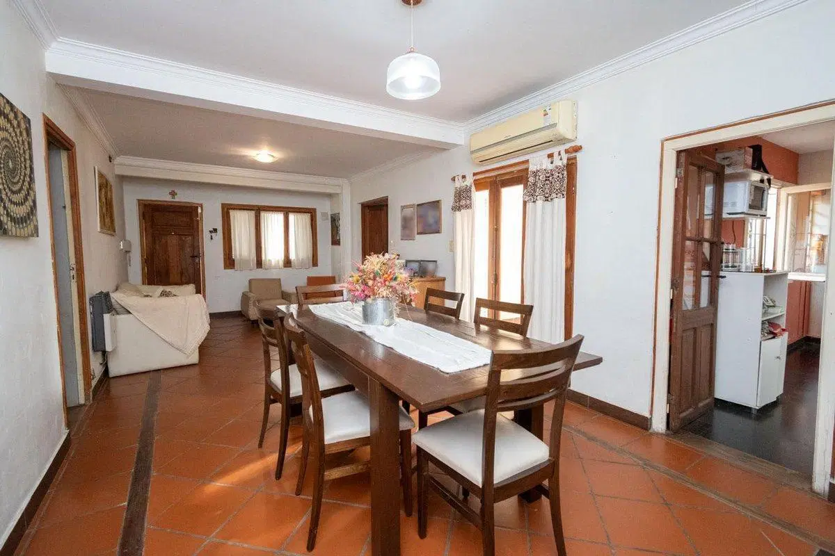 Casa interna NO PH en Barrio Sur 3