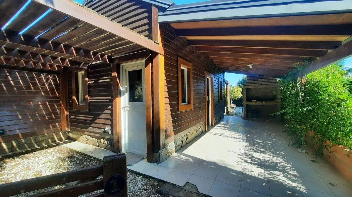Complejo cabañas c/Pileta en Sta Rosa de Calchines 4