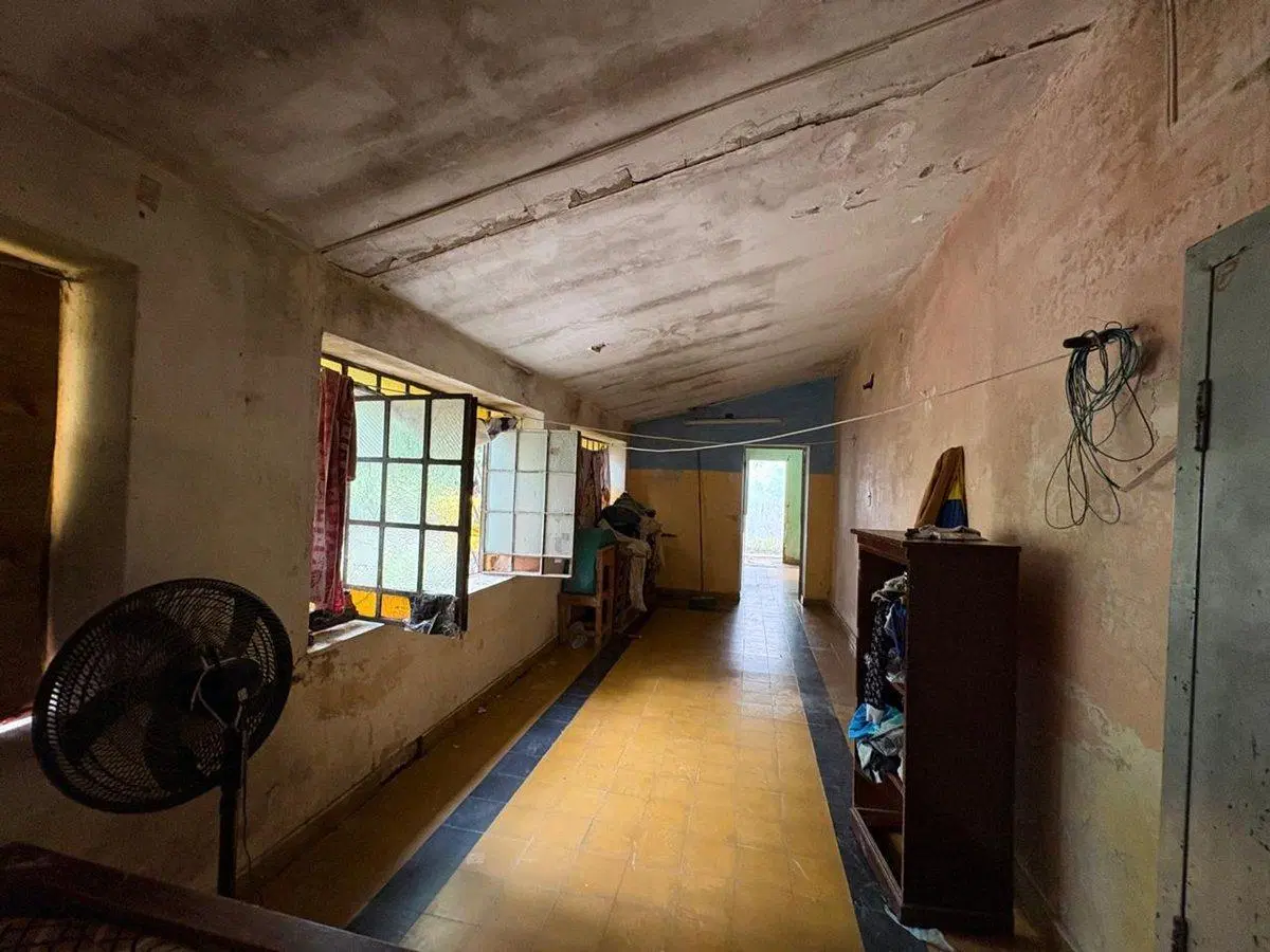CASA CON GRAN FORESTACION EN RECREO 5