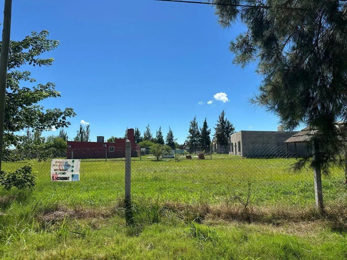 Terreno en venta Lagos del Leyes 915 m2 5