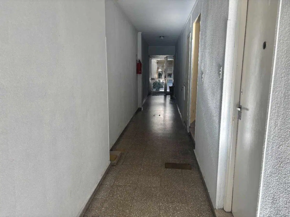 VENTA - DPTO INTERNO PLANTA ALTA DE 1 DORM 5