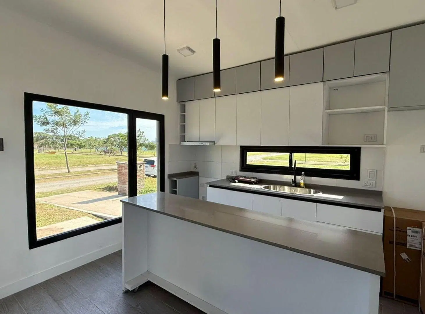 REMAX VENDE CASA A ESTRENAR EN SOLARES DE PAUCKE 5