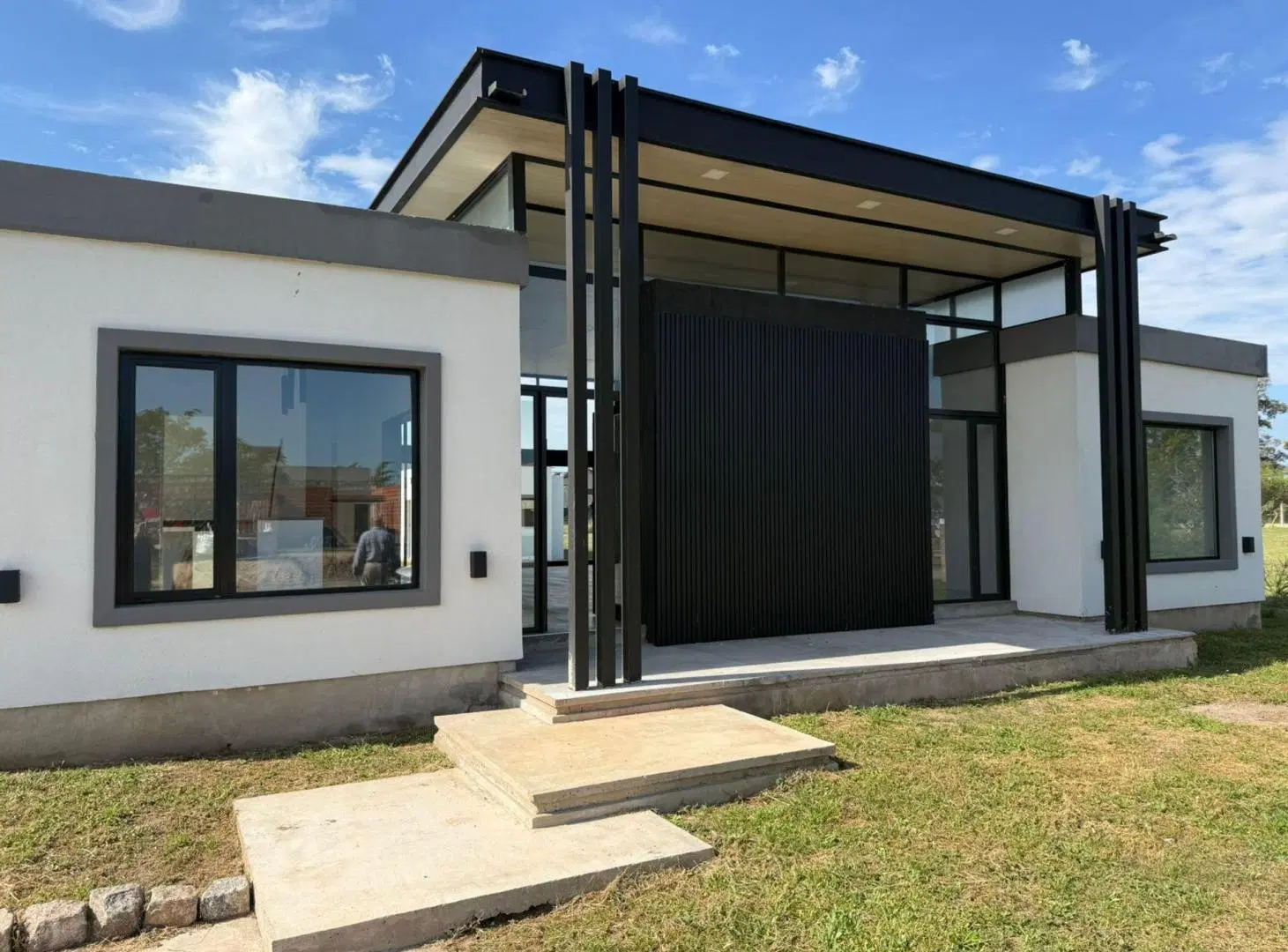 REMAX VENDE CASA A ESTRENAR EN SOLARES DE PAUCKE 4
