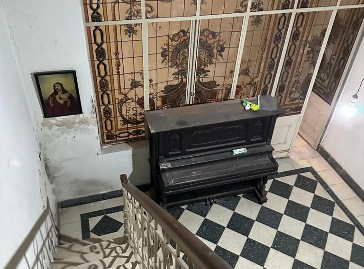 Casa a refaccionar con gran terreno 8,40x 54 mts. 2