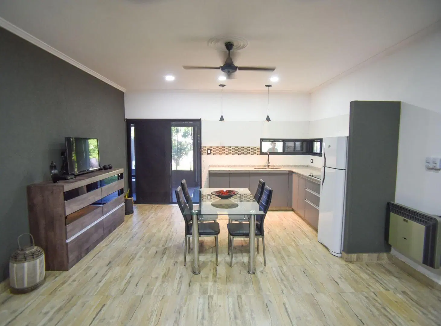 VENTA CASA EN ARROYO LEYES KM.13 2