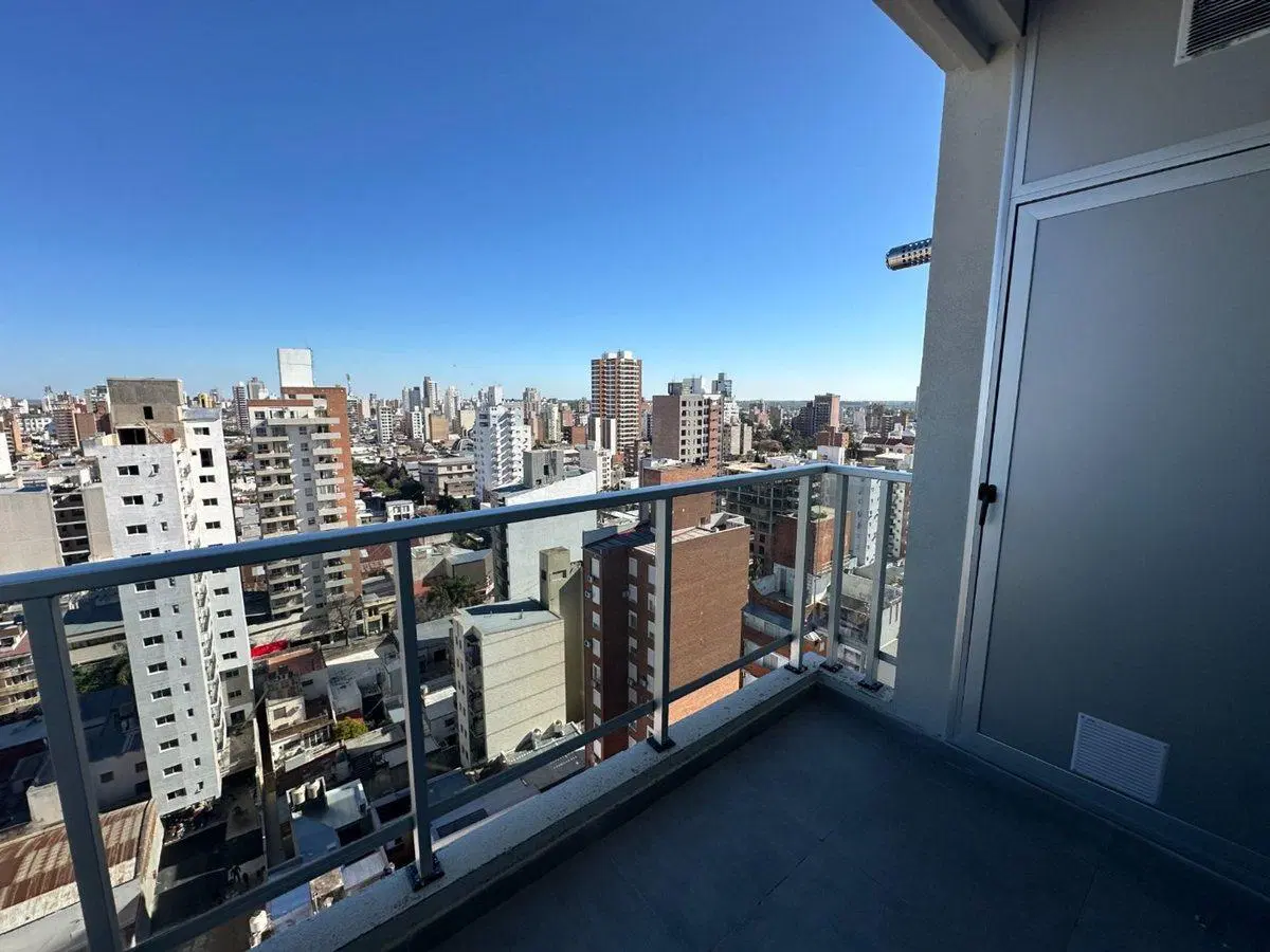 Venta dpto 3 dorm TORRE FENIX sobre BV. 4