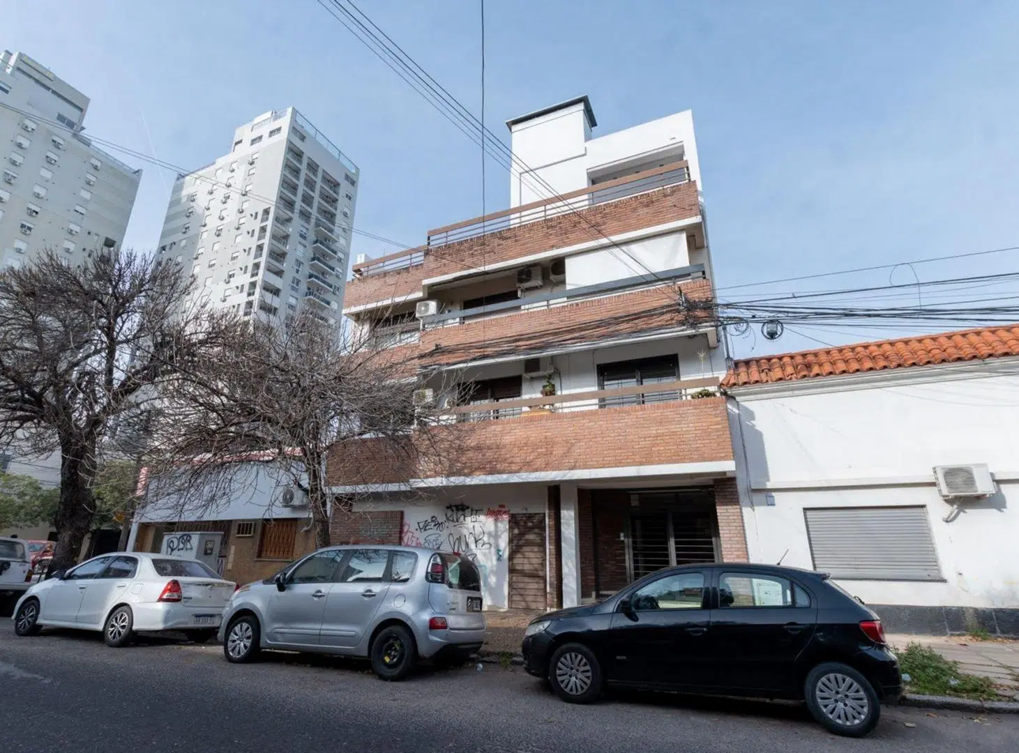 DEPARTAMENTO 3 DORMITORIOS PISO EXCLUSIVO 2