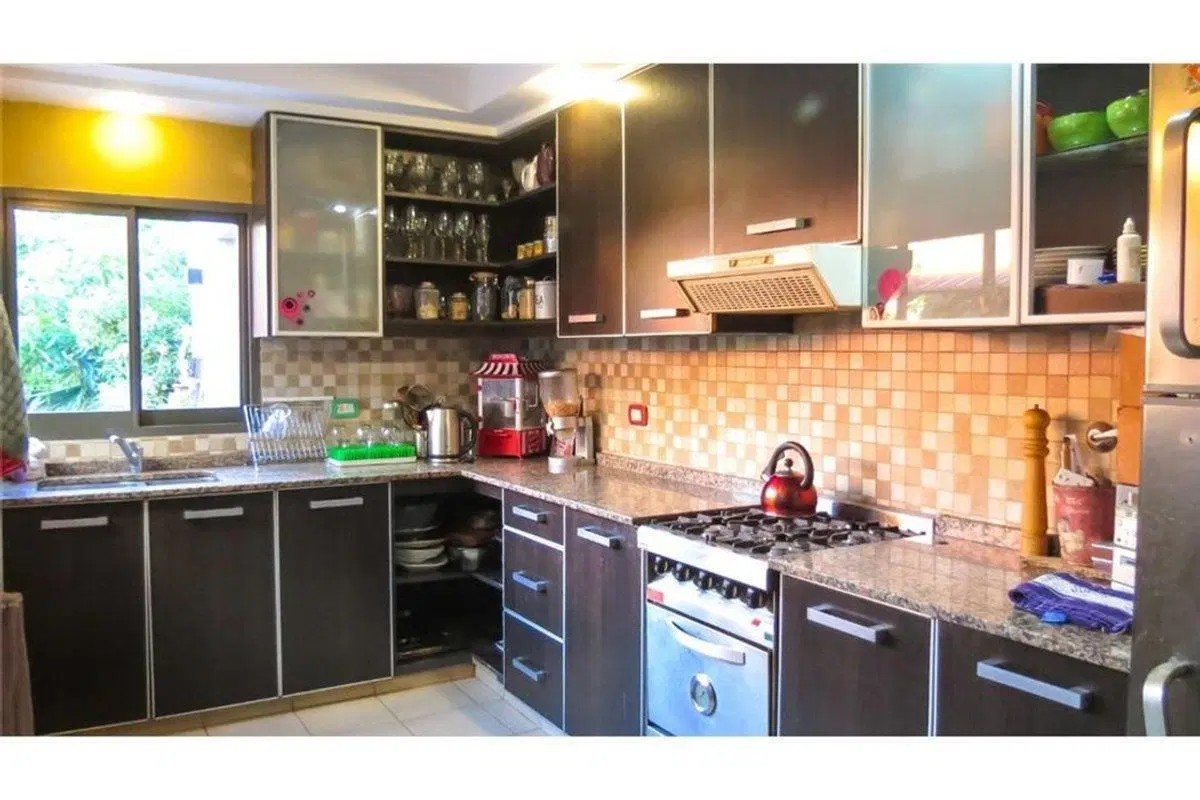 CASA EN BARRIO CANDIOTI SUR 5