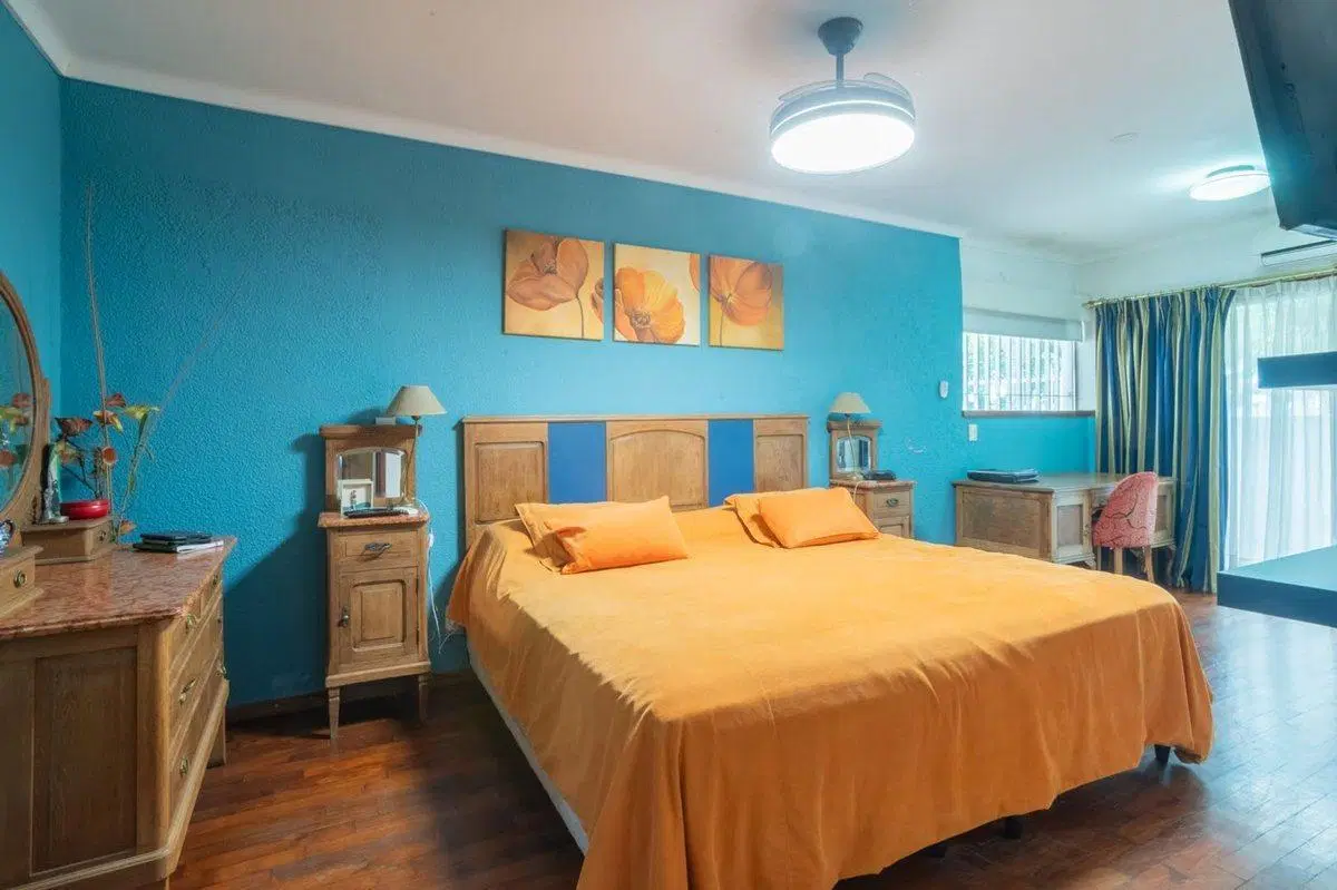 Casa única a la venta sobre la Costanera! 5