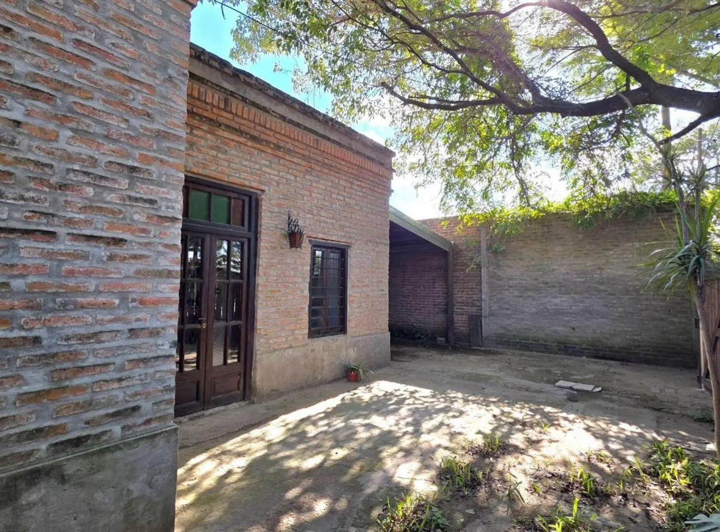 SE VENDE CASA CON GRAN PARQUE EN SAUCE VIEJO 5
