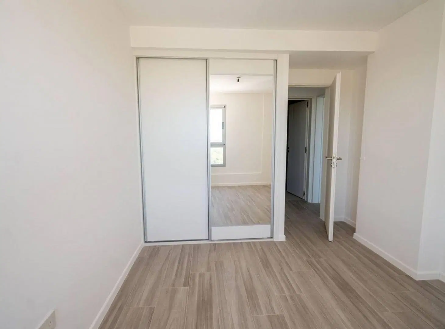VENTA DPTO CAM 2 DORM CON AMENITIES 5