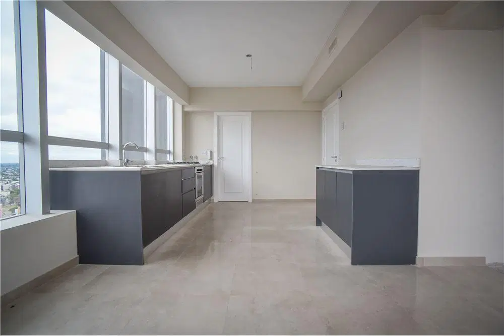 VENTA PISO 4 DORMITORIOS PALACIO PELLEGRINI C/C 3