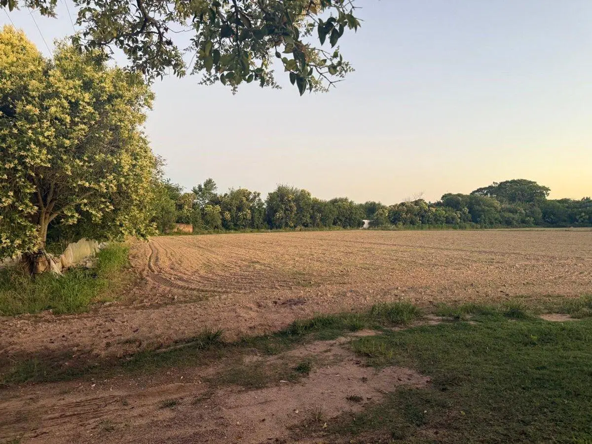 VENDO 2 LOTES LINDEROS EN CORONDA - APTOS LOTEO 3
