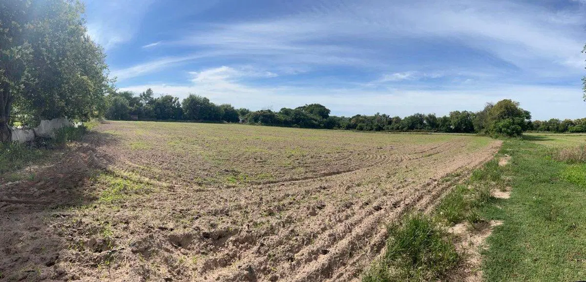 VENDO 2 LOTES LINDEROS EN CORONDA - APTOS LOTEO 4