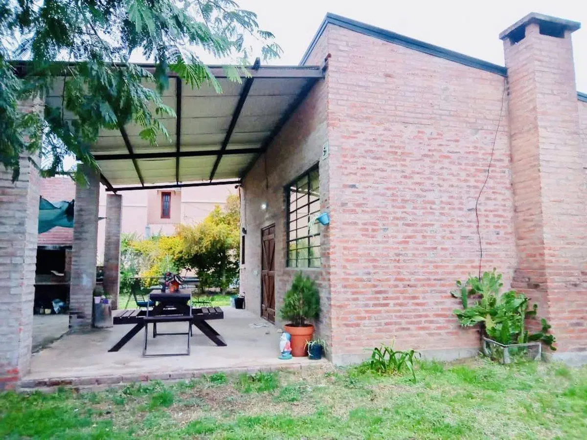 OPORTUNIDAD!!! CASA QUINTA EN VENTA EN RINCÓN 2