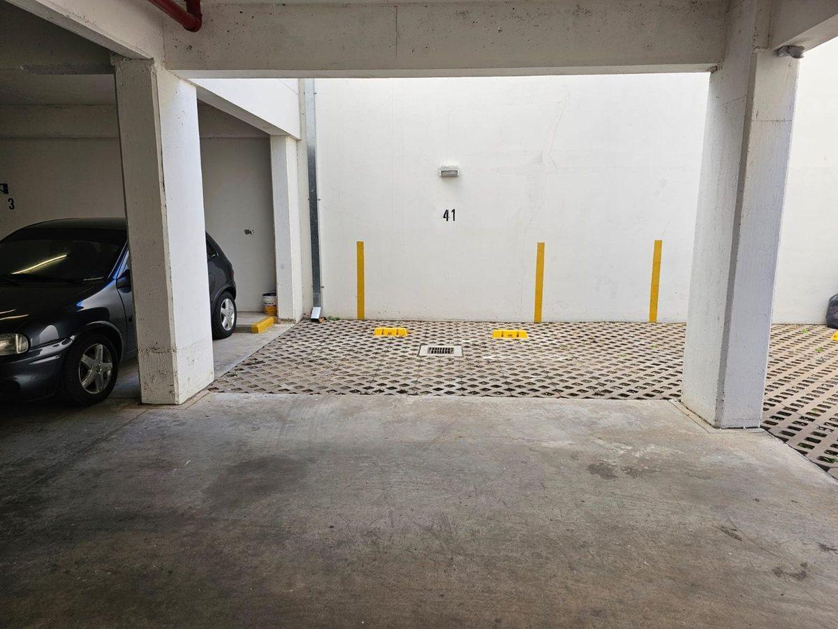 Foto de Venta Cochera Céntrica, imagen 2