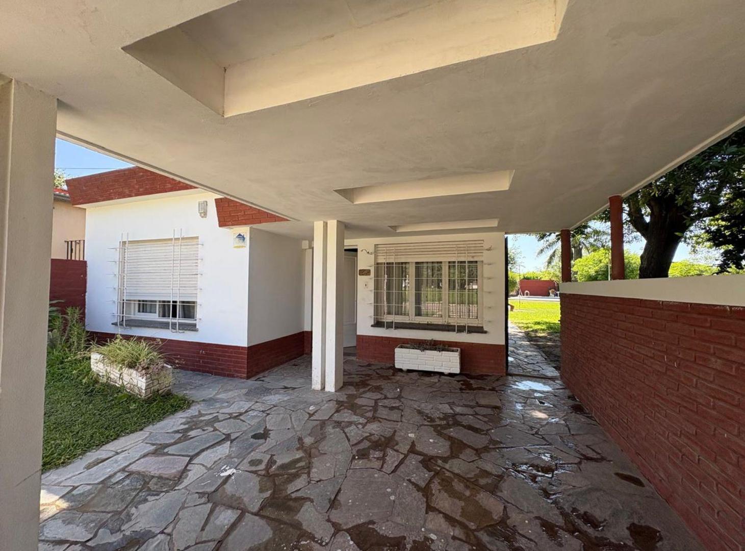CASA EN ARROYO AGUIAR