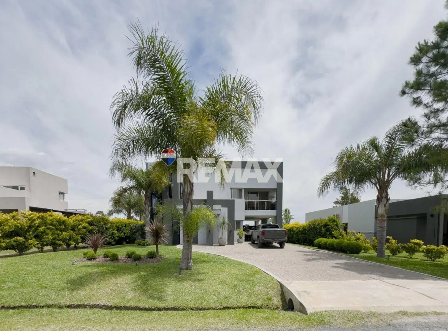 VENTA CASA AIRES DEL LLANO MODERNA Y CONFORTABLE 2