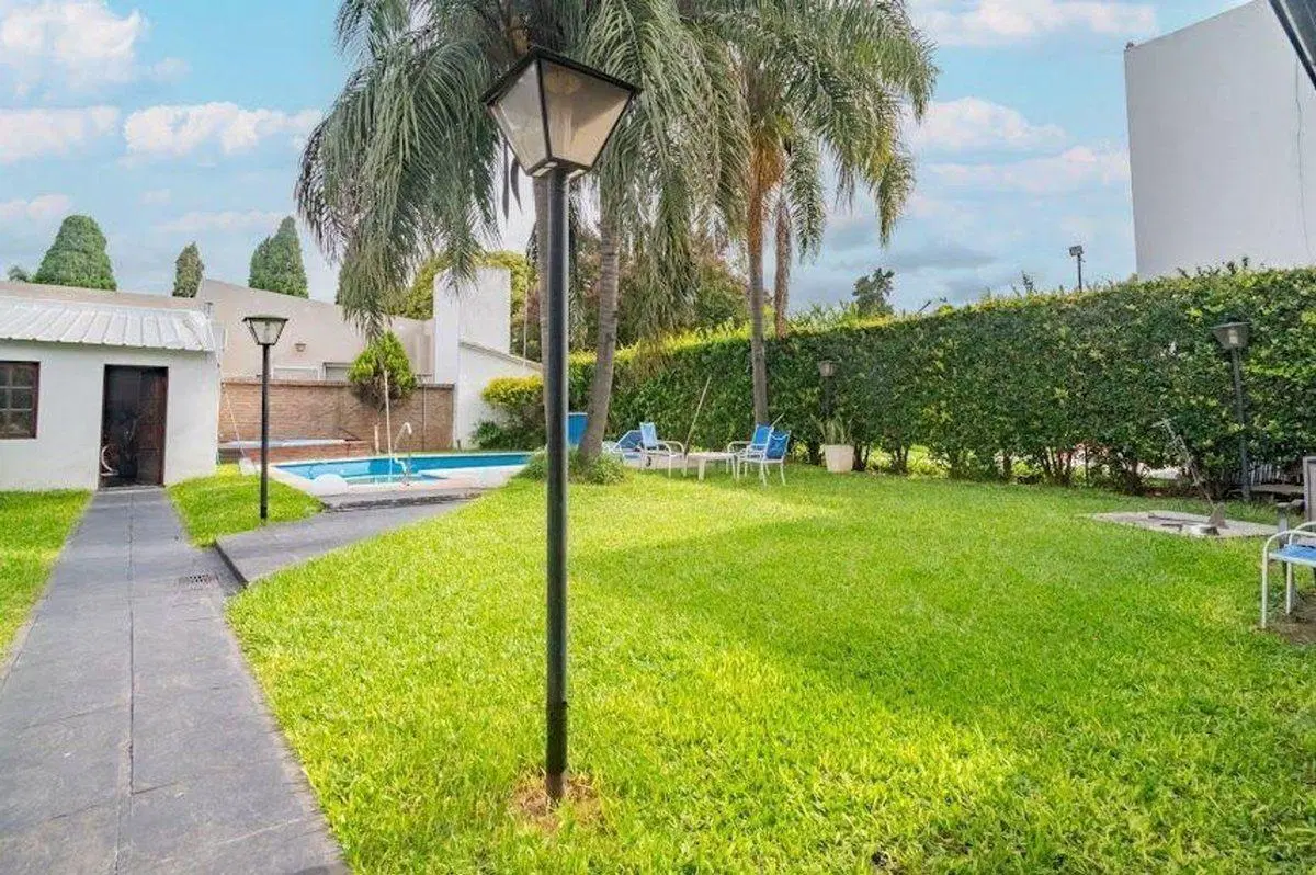 CASA EN LA TATENGUITA- SANTO TOME 5