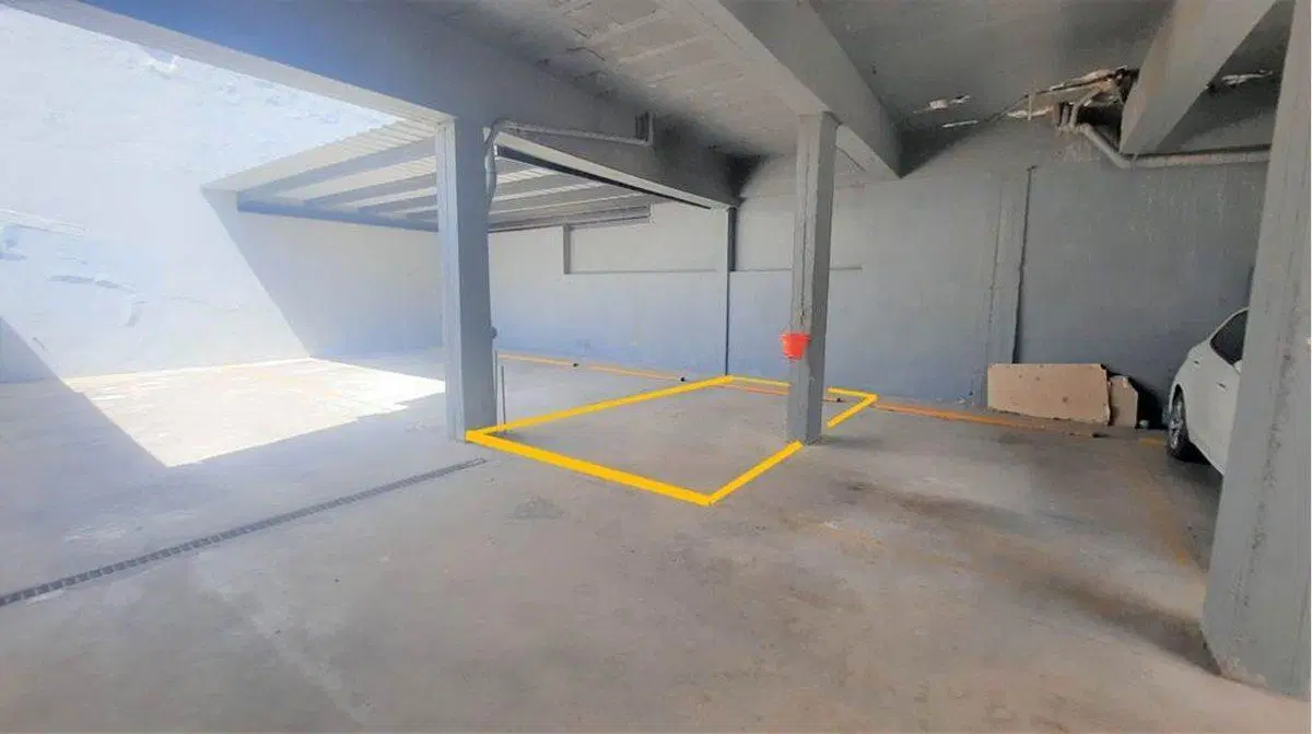 Venta Cochera Urquiza y Juan de Garay 5