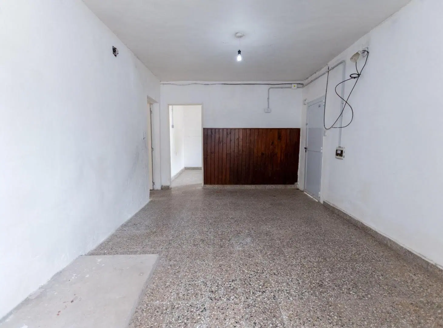 CASA EN VENTA - 3 DORMITORIOS CON COCHERA y PATIO 4