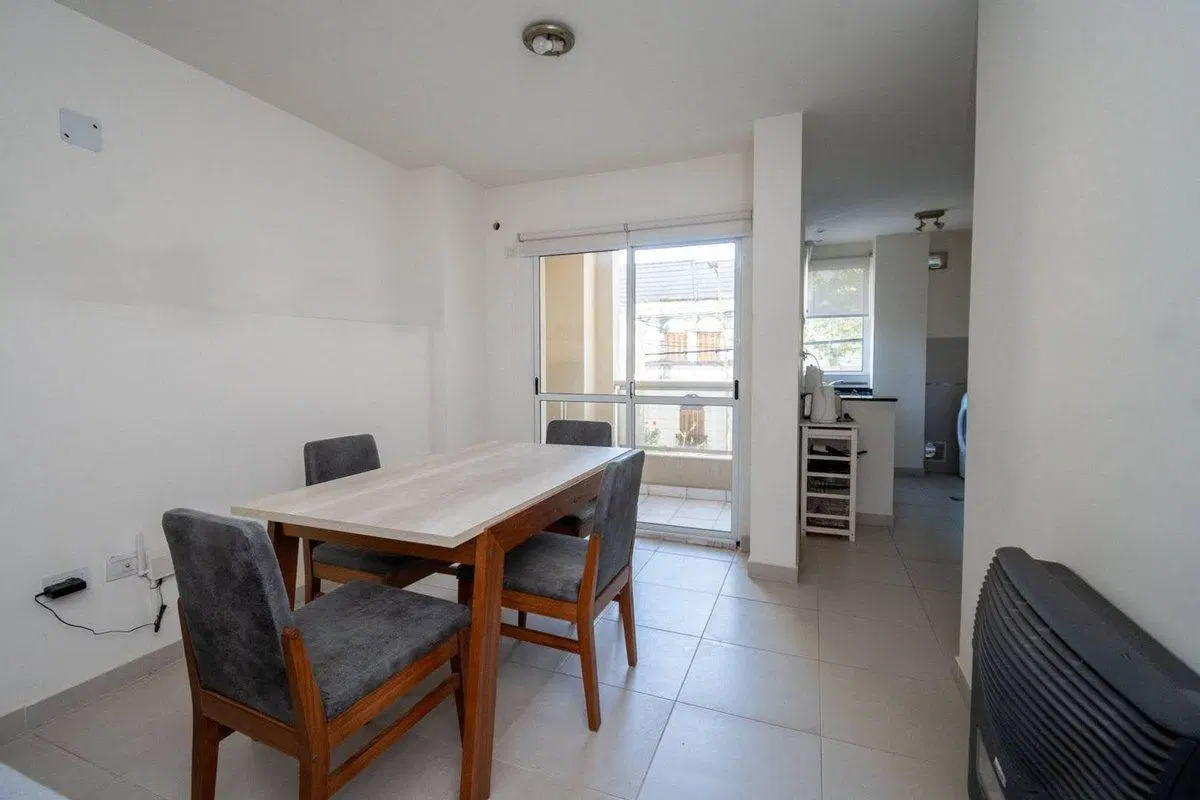 Departamento 2 dor y pileta. CANDIOTI (Coch. opc.) 3