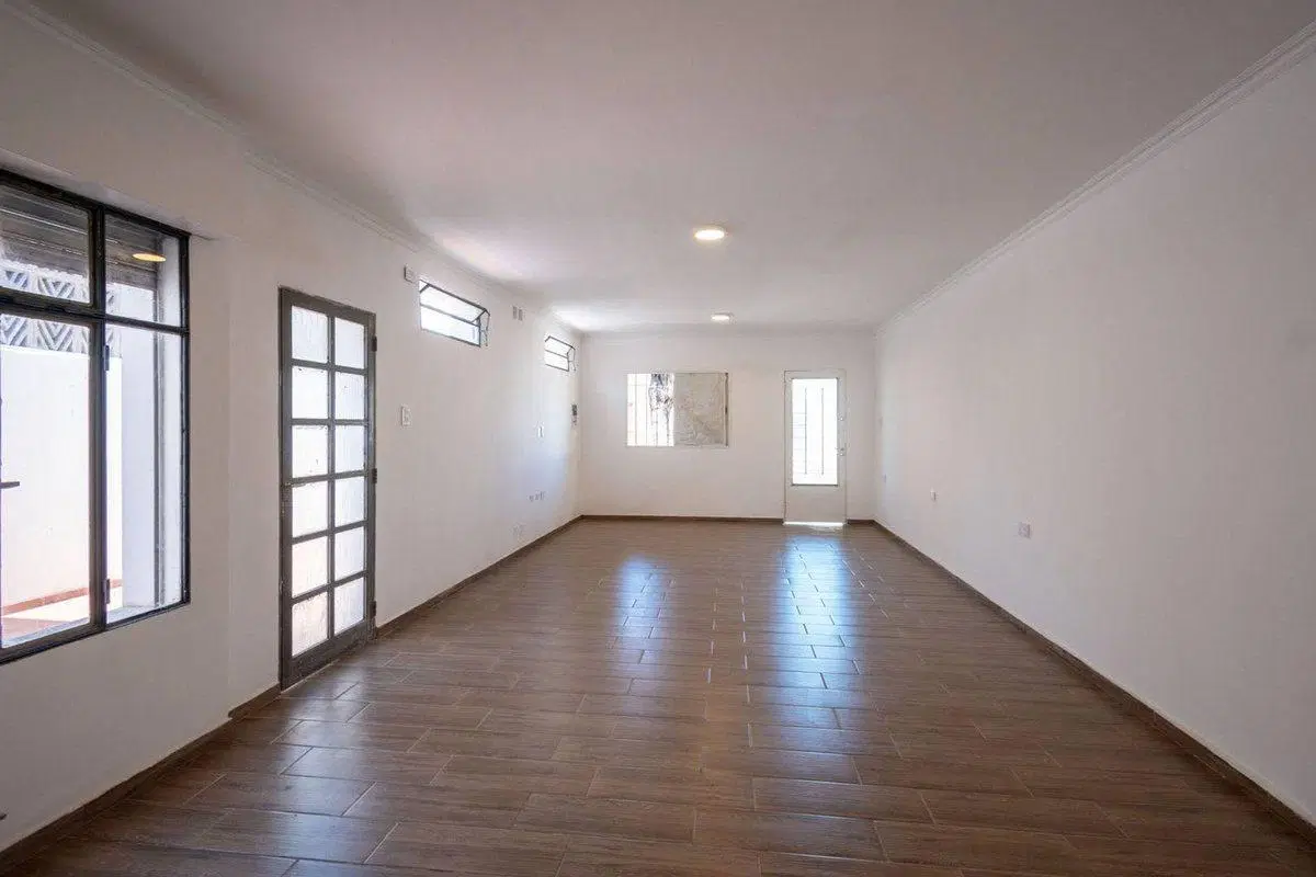 ALQUILER Casa en barrio Sur 3 dormitorios 4