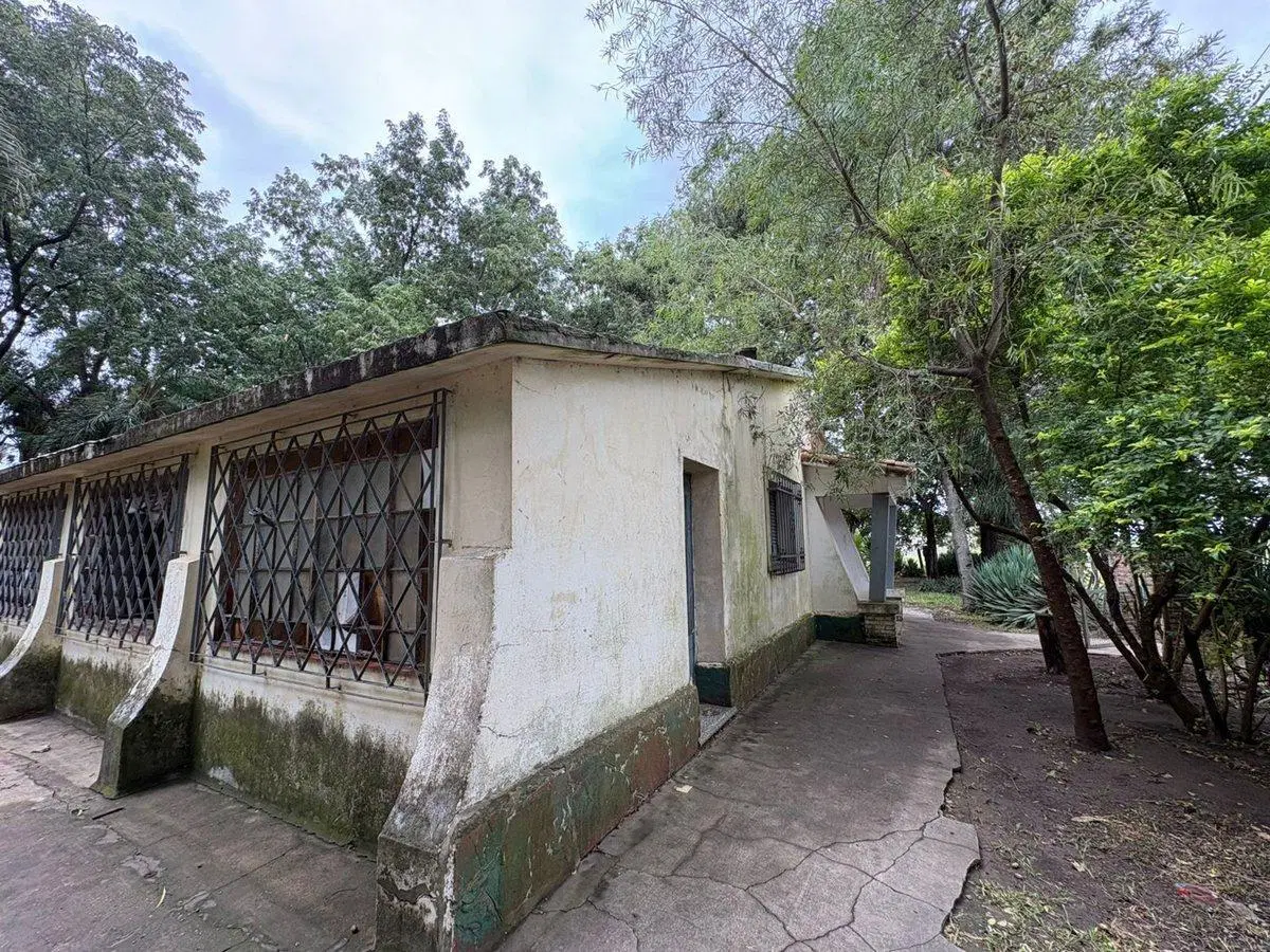 CASA CON GRAN FORESTACION EN RECREO 2