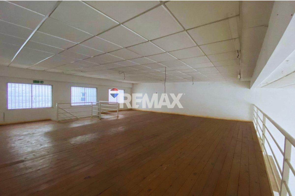 Foto de VENTA LOCAL COMERCIAL MODERNO Y CENTRICO, imagen 2