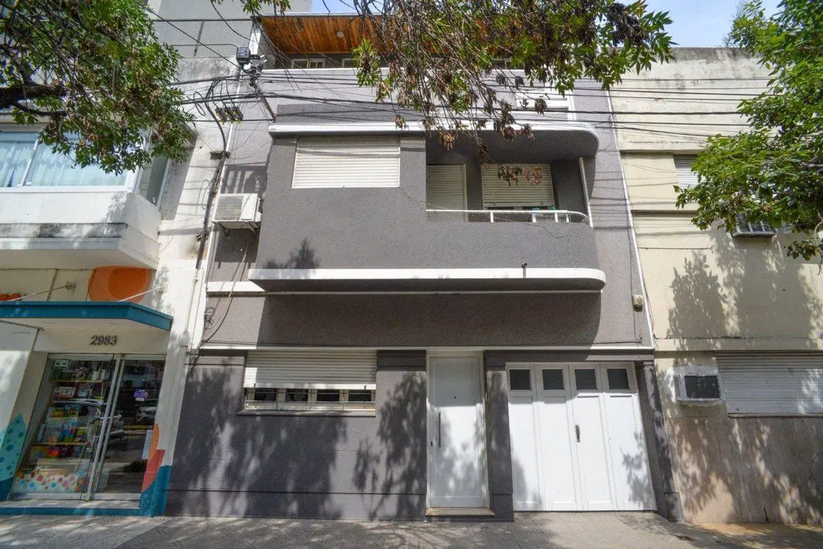 Casa espaciosa sobre Bv Pellgrini! 2