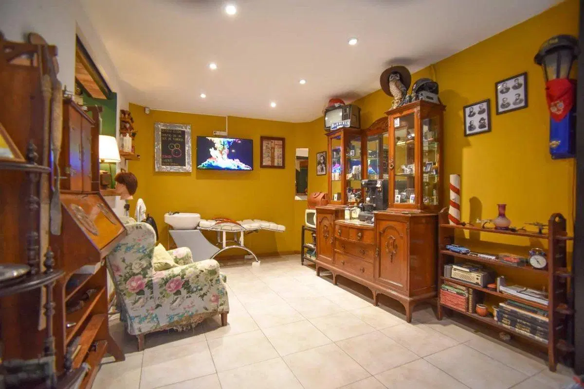 VENTA LOCAL SOBRE IMPORTANTE AVENIDA 5