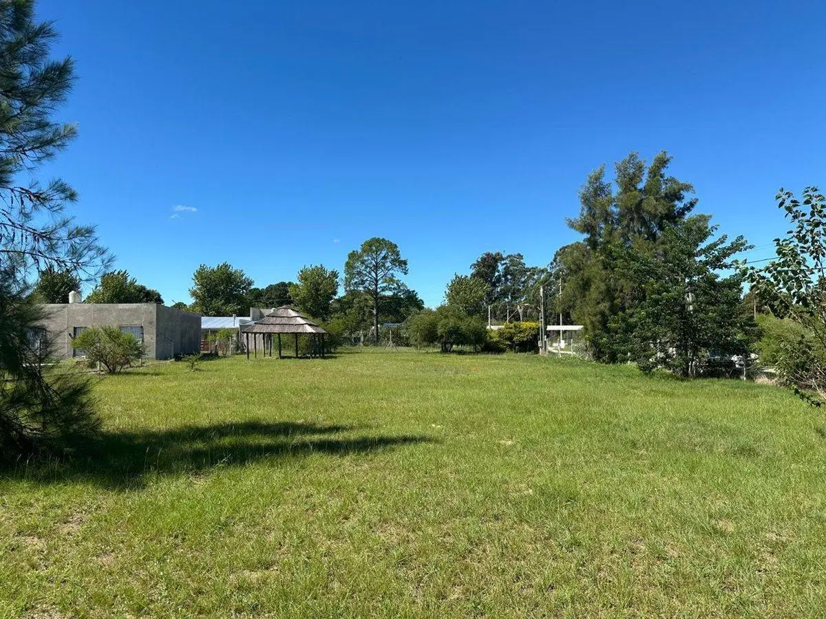Terreno en venta Lagos del Leyes 915 m2 5