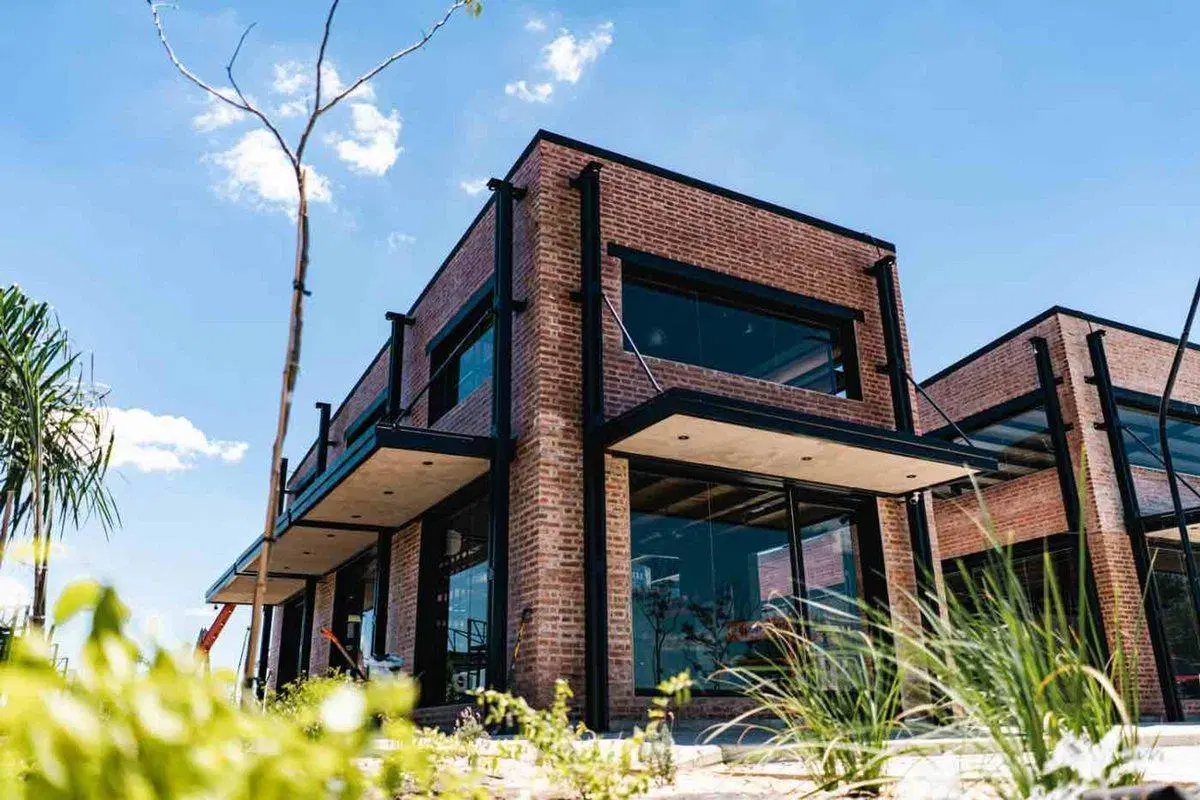 VENTA LOCAL COMERCIAL PASEO LAS ACACIAS 4