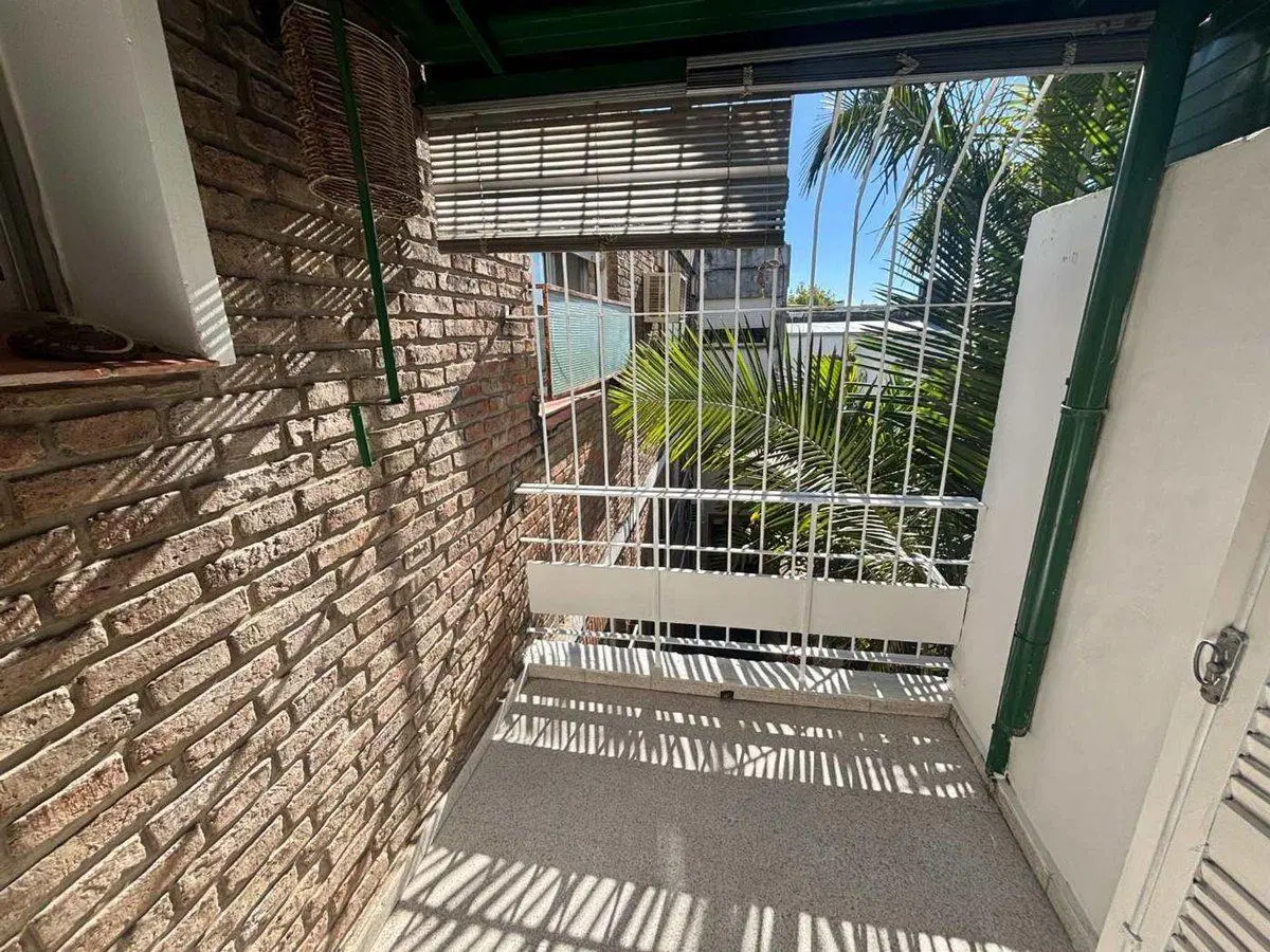 VENTA - DPTO INTERNO PLANTA ALTA DE 1 DORM 3